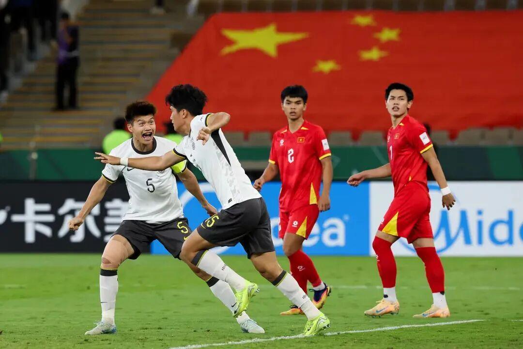 星空体育app下载-河南小伙儿彭啸被评最佳球员!U23国足再创历史闯入亚洲杯决赛